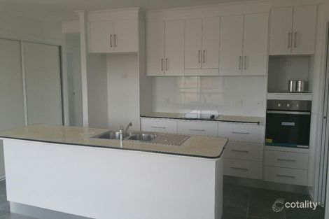 Property photo of 8 Waikiki Terrace Mount Low QLD 4818