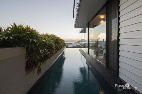 Property photo of 98 Oceana Terrace Manly QLD 4179