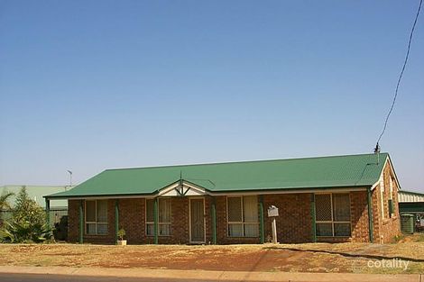 555 Greenwattle St, Glenvale, QLD 4350