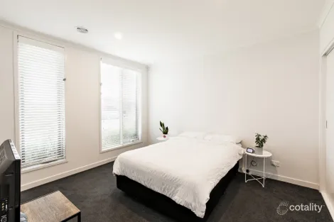 Property photo of 39 Mary Drive Alfredton VIC 3350