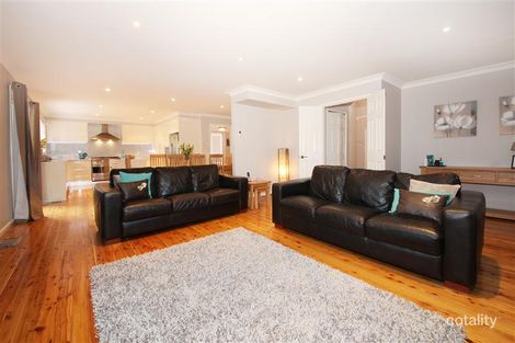 Property photo of 6 Shamrock Close Winmalee NSW 2777