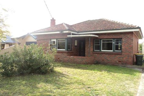 40 Barry St, Reservoir, VIC 3073