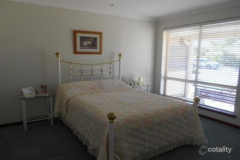 Property photo of 6 Shorebird Parade Woodvale WA 6026