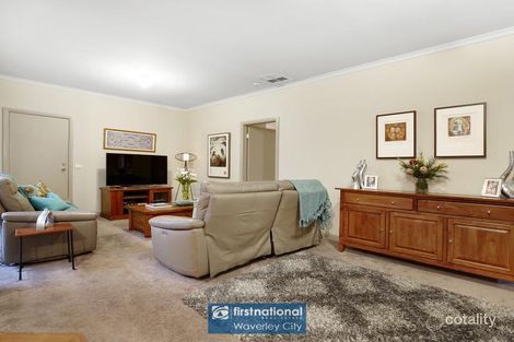 Property photo of 31 Vasey Avenue Mount Waverley VIC 3149