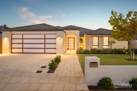 Property photo of 32 Watcombe Avenue Burns Beach WA 6028