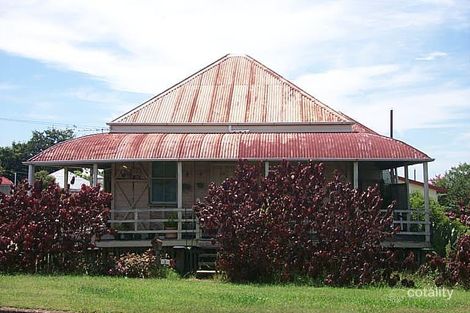 2 Musgrave St, North Ipswich, QLD 4305