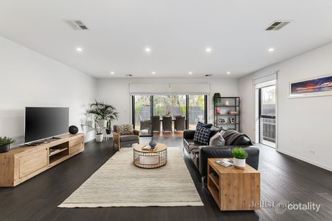 Property photo of 79B Brady Road Bentleigh East VIC 3165