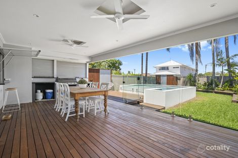 80 Chainey Ave, Miami, QLD 4220