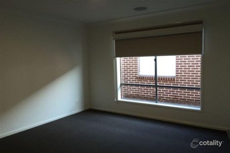 Property photo of 29 Feodora Crescent Narre Warren VIC 3805