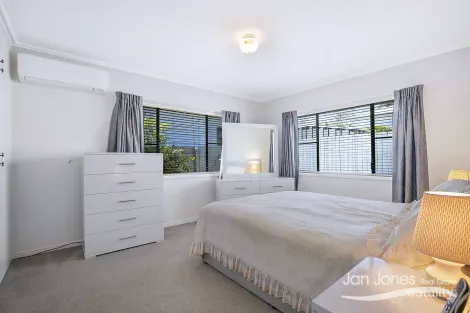 Property photo of 48 Garnet Street Scarborough QLD 4020
