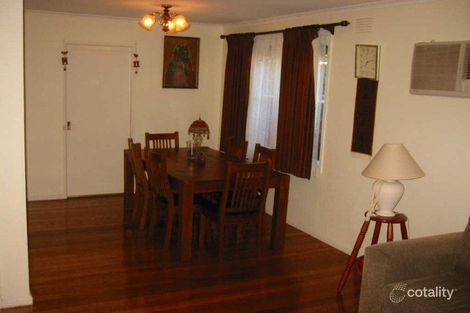 Property photo of 2 Friendship Square Cheltenham VIC 3192