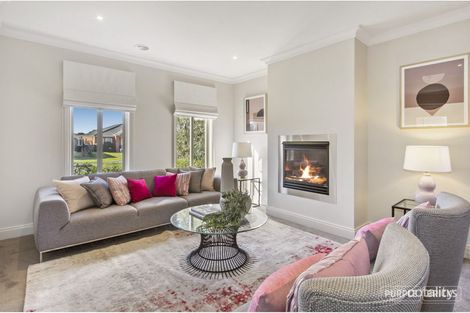 Property photo of 4 Winterset Close Mordialloc VIC 3195