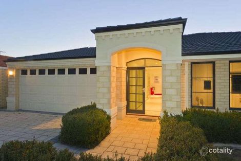 15 Oakdene Dr, Madeley, WA 6065