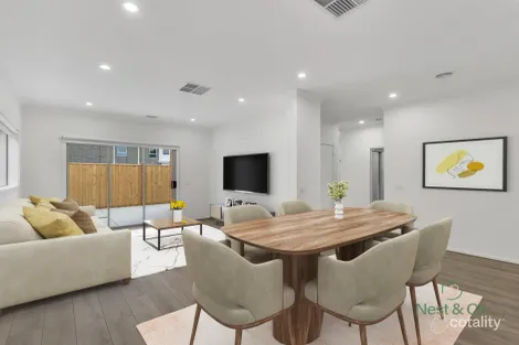 Property photo of 17 Citron Way Clyde VIC 3978