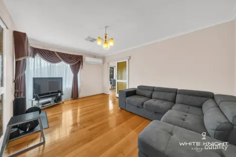 Property photo of 4 Swansea Parade St Albans VIC 3021