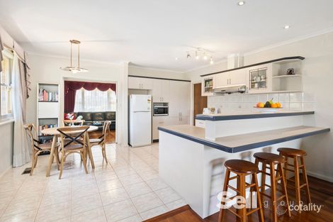 Property photo of 19 St Leonards Close Noble Park VIC 3174