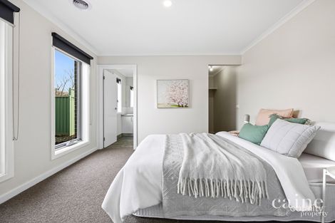 Property photo of 2/1328A Geelong Road Mount Clear VIC 3350