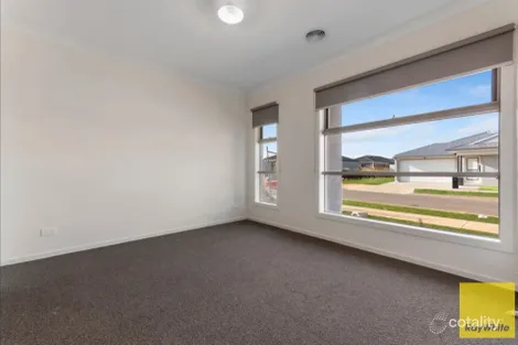 Property photo of 43 Metroon Drive Weir Views VIC 3338