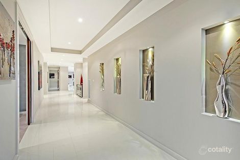 Property photo of 41 Peppermint Grove Taylors Hill VIC 3037