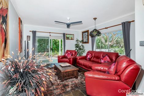 Property photo of 2/1 Baronia Crescent Holloways Beach QLD 4878