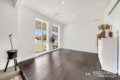 Property photo of 15 Devlin Drive Hoppers Crossing VIC 3029