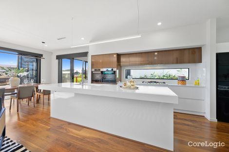 Property photo of 4 Northwater Drive Hope Island QLD 4212
