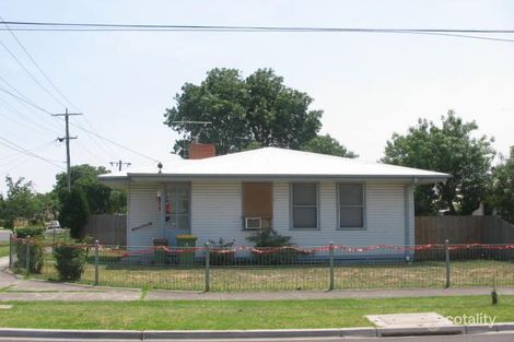 2 Castley Cres, Braybrook, VIC 3019