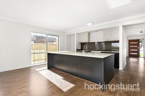 Property photo of 329 Attunga Grove Werribee VIC 3030