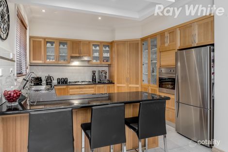 Property photo of 4 Nolan Close Bundoora VIC 3083