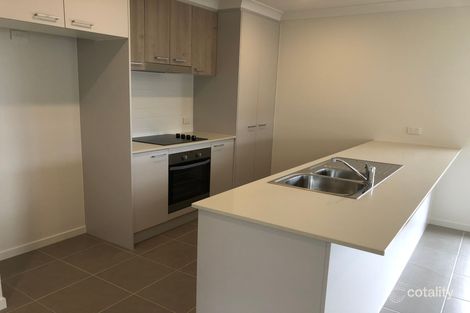 Property photo of 37 Seabright Circuit Jacobs Well QLD 4208