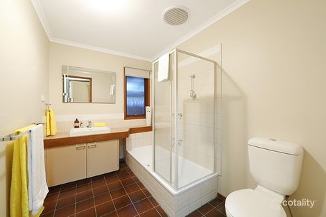 Property photo of 1/2 Snowgum Close Rowville VIC 3178