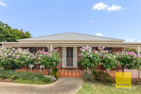 Property photo of 61 Monterey Drive Waurn Ponds VIC 3216