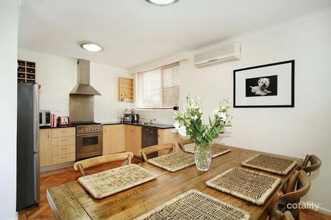 Property photo of 1/4 Tooronga Road Malvern East VIC 3145