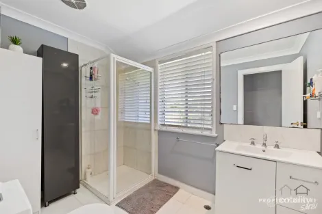 Property photo of 177 Canaipa Point Drive Russell Island QLD 4184