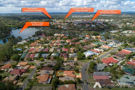 Property photo of 40 Lakeside Crescent Forest Lake QLD 4078