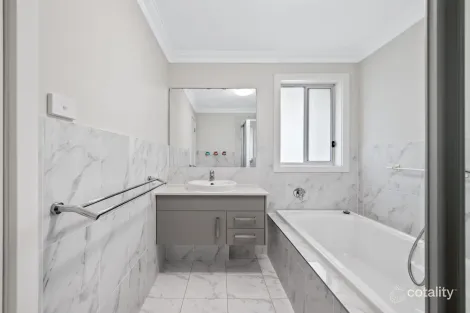 Property photo of 88 Somme Avenue Edmondson Park NSW 2174