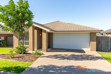 Property photo of 14 Sandpiper Circuit Aberglasslyn NSW 2320