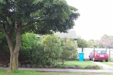 Property photo of 14 Ora Street Hampton Park VIC 3976