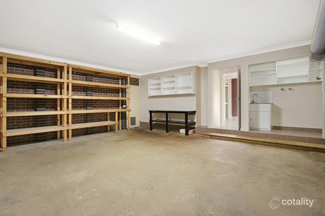 15 Whiteley Cct, Baranduda, VIC 3691