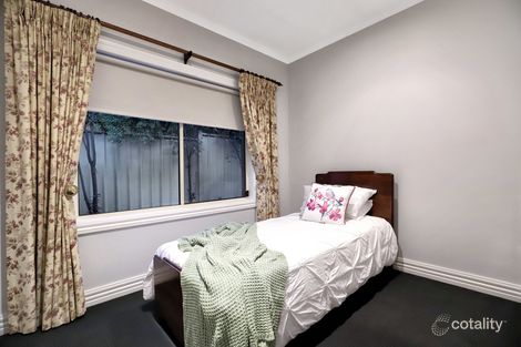Property photo of 67 Creekwood Drive Craigieburn VIC 3064