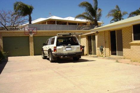 Property photo of 26 Oceanside Drive Wandina WA 6530