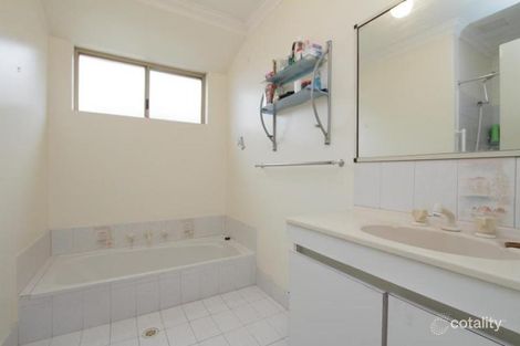 Property photo of 4/208 Burslem Drive Maddington WA 6109