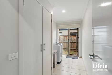 Property photo of 18 Highbury Road Werribee VIC 3030