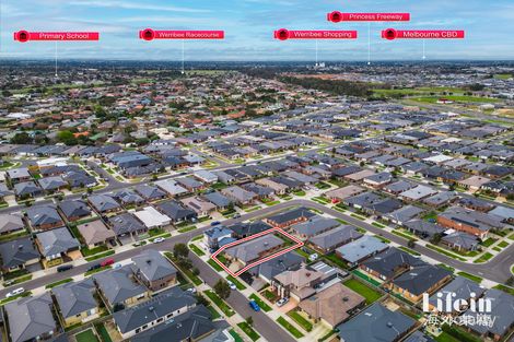 Property photo of 18 Highbury Road Werribee VIC 3030