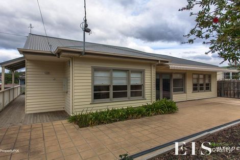 Property photo of 15 Raminea Road Lindisfarne TAS 7015