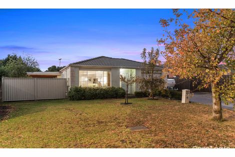 Property photo of 4 Helmsdale Court Cranbourne West VIC 3977