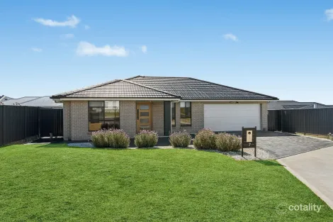 7 Mallee Cres, Tahmoor, NSW 2573