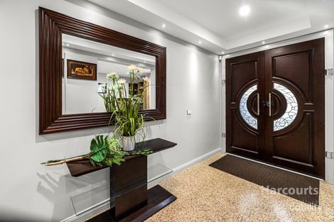 Property photo of 1 Milano Road Burnside VIC 3023