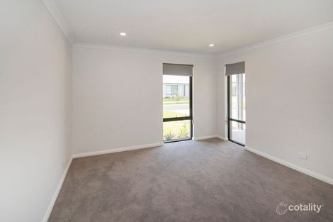 Property photo of 31 Pavilion Crescent Geographe WA 6280