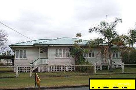 30-32 Eaglesfield St, Beaudesert, QLD 4285